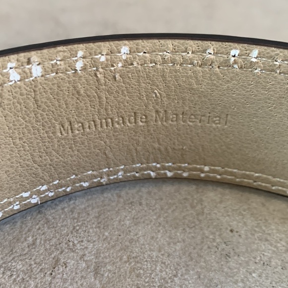 Etched faux leather belt 37 inches - Picture 5 of 6